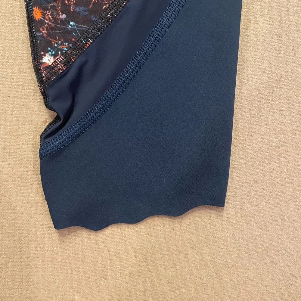 Lululemon Wunder Under Scalloped Crop Leggings Size 4 - Picture 4 of 9
